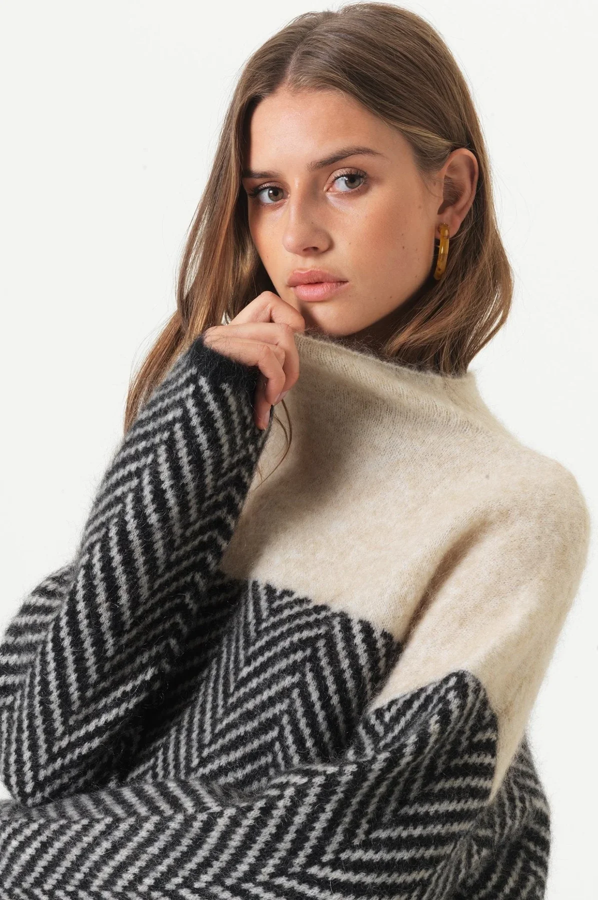 Maison Mary™ | Soft Oversized Turtleneck Sweater