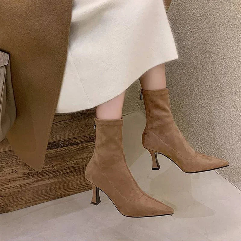 Maison Mary™ | Modern Pointed-Toe Ankle Boots