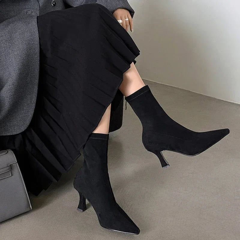 Maison Mary™ | Modern Pointed-Toe Ankle Boots